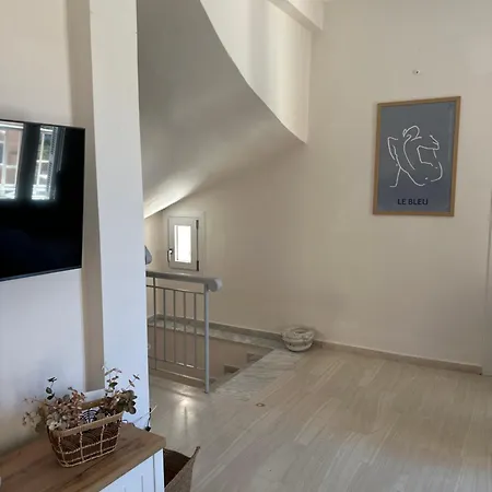 Vaporia Cozy Syros 公寓 *